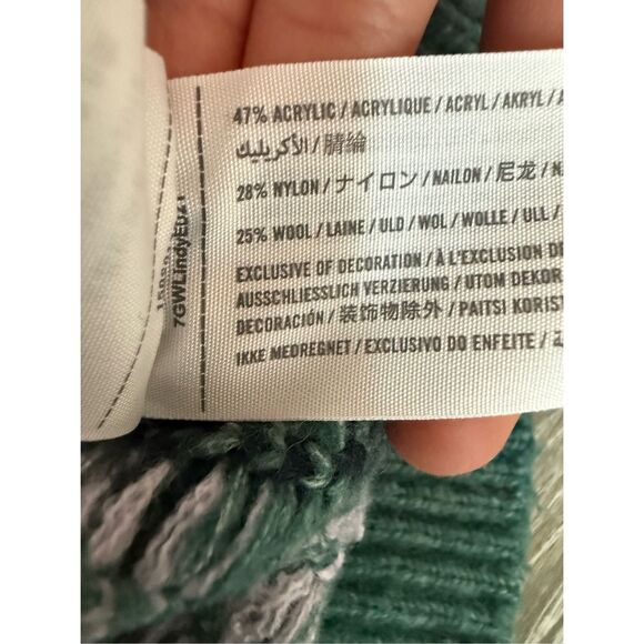 Abercrombie & Fitch Wool Blend Green Plaid Pullover Sweater - Picture 8 of 8